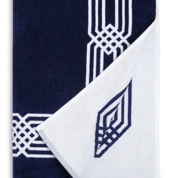 Hudson Park Collection Marittima Beach Towel - Exclusive - Picture 2 of 4